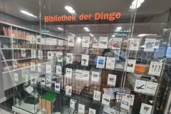 bibliothekderdinge_fenster